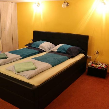 Rockstar Suite In Ruin Quarter Budapest Exterior foto